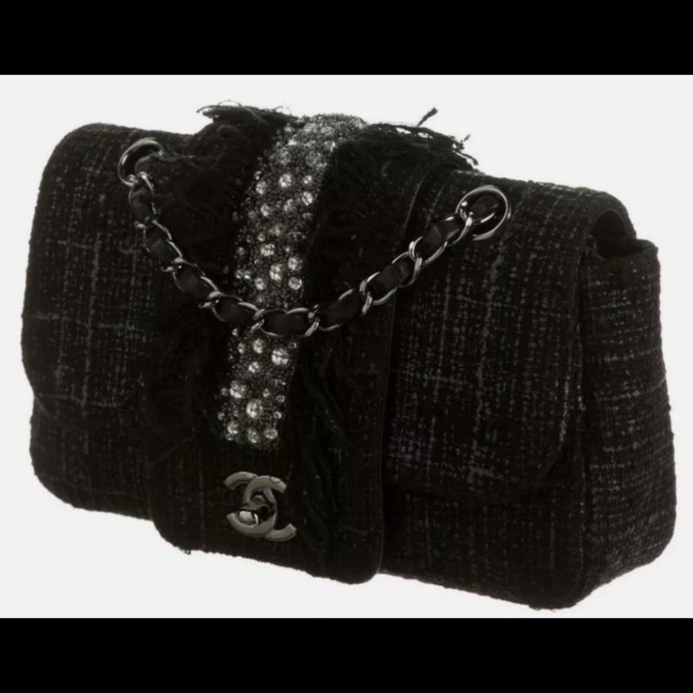❤️SOLD❤️$4825 CHANEL TWEED CRYSTAL EMBELLISHED SHOULDER BAG 100% AUTHENTIC